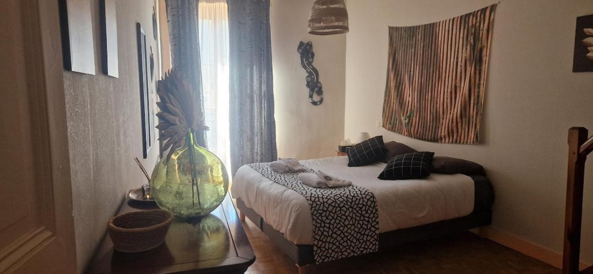 Appartement 120 M² Duplex Coeur Historique Au Calme Le Puy-en-Velay Εξωτερικό φωτογραφία