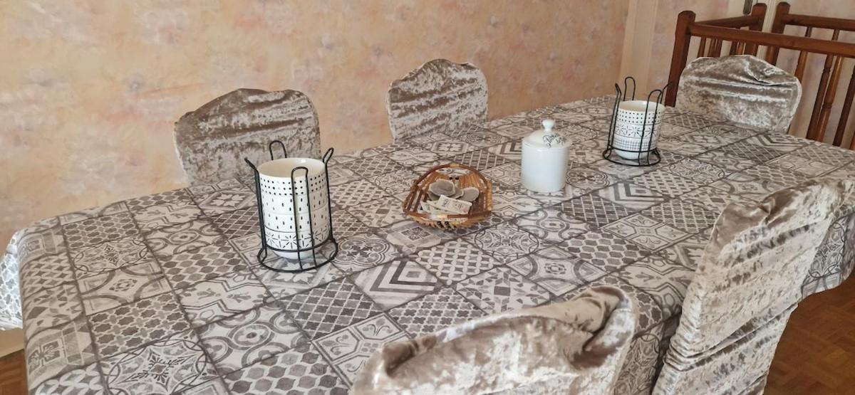 Appartement 120 M² Duplex Coeur Historique Au Calme Le Puy-en-Velay Εξωτερικό φωτογραφία